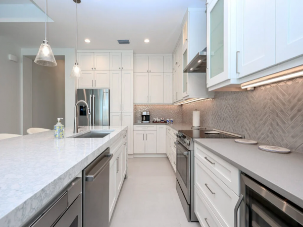 Your Perfect Coastal 4-Bdm Retreat Near 2 Beaches in Naples