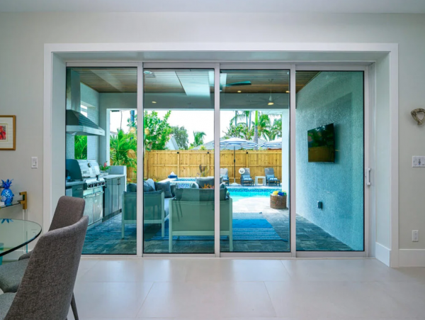 Your Perfect Coastal 4-Bdm Retreat Near 2 Beaches in Naples