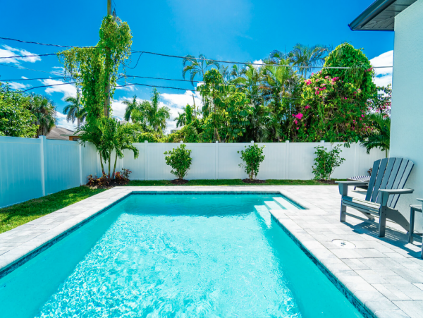 Welcome to Your Ultimate Luxury Beach Getaway in Naples!