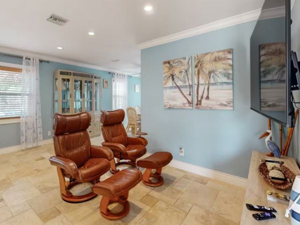 Apollo Beach Vacation Rental Waterfront 3 Bedroom Home with Pool & Dock