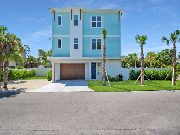 Stunning 3-Story Longboat Key Home with Private Pool & Spa