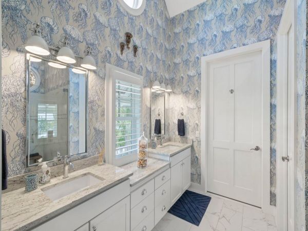 Modern Luxury Home with Private Heated Pool in Captiva Island
