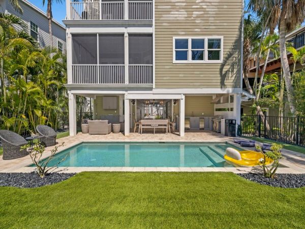 Modern Luxury Home with Private Heated Pool in Captiva Island