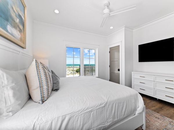 Beachside Haven with Private Pool in Mexico Beach