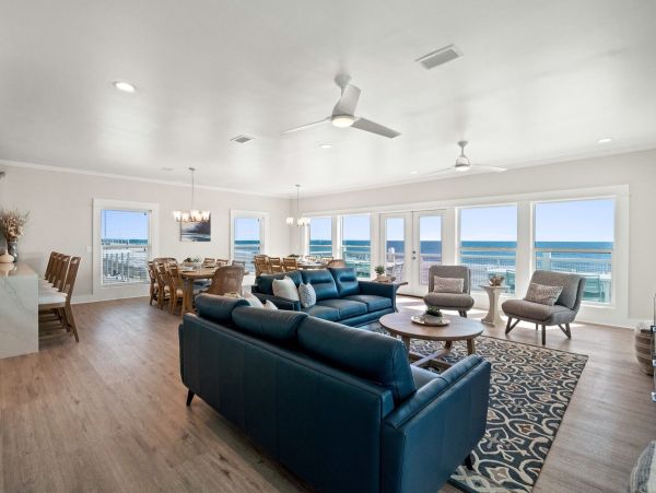 Oceanfront Luxury - 6BR Home with Pool, Hot Tub & Adventure Gear Credit