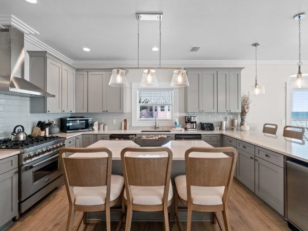 Oceanfront Luxury - 6BR Home with Pool, Hot Tub & Adventure Gear Credit
