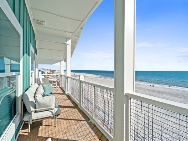 Oceanfront Luxury - 6BR Home with Pool, Hot Tub & Adventure Gear Credit