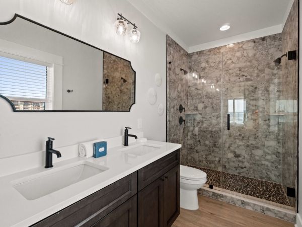 Oceanfront Luxury - 6BR Home with Pool, Hot Tub & Adventure Gear Credit