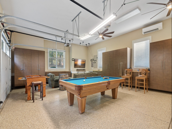 Pure Luxury Lakeside Home Amazing Amenities