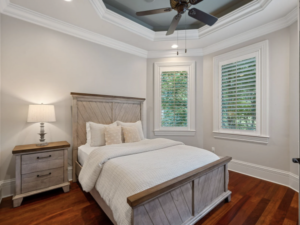 Pure Luxury Lakeside Home Amazing Amenities