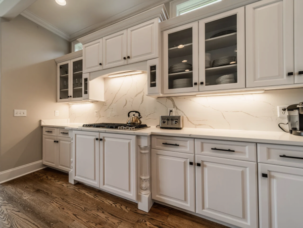 Stunning lake Views True Paradise. Magnificent Vacation Rental Home