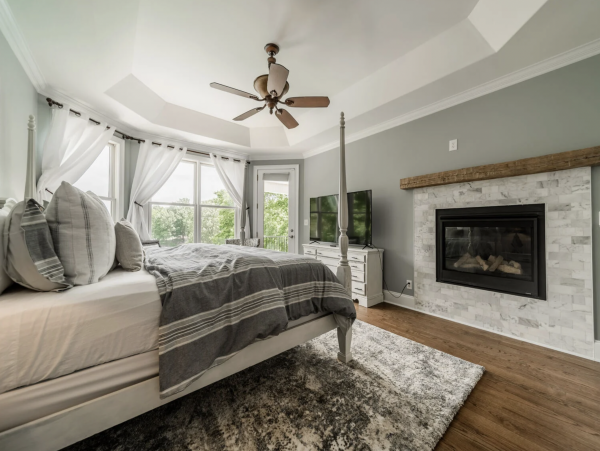 Stunning lake Views True Paradise. Magnificent Vacation Rental Home