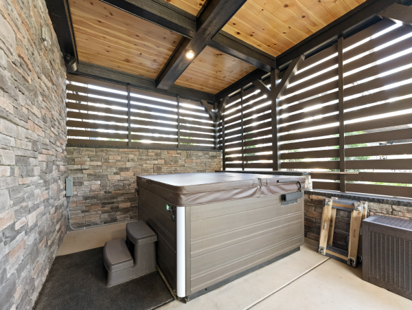 Private Lodge Can Sleep Up to 20 Guests Exclusive Vacation Residence- Private Beach