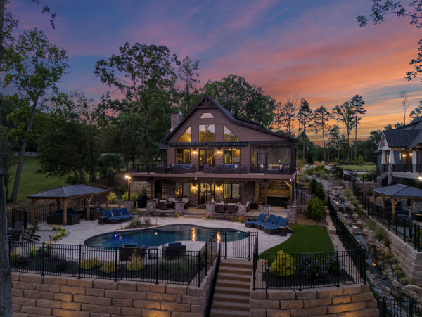 Private Lodge Can Sleep Up to 20 Guests Exclusive Vacation Residence- Private Beach