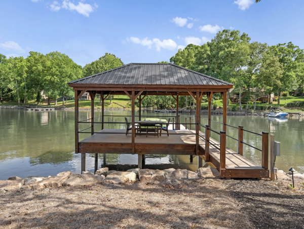 Private Lodge Can Sleep Up to 20 Guests Exclusive Vacation Residence- Private Beach