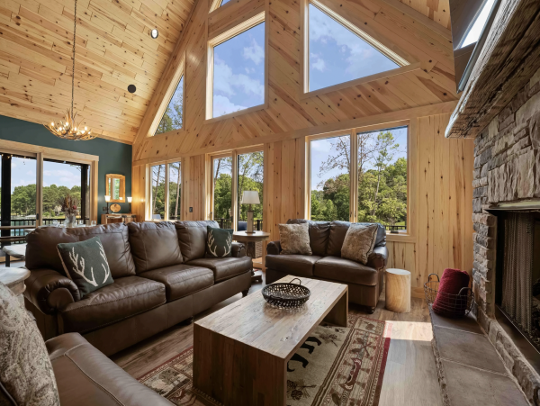 Private Lodge Can Sleep Up to 20 Guests Exclusive Vacation Residence- Private Beach