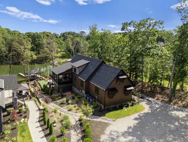 Private Lodge Can Sleep Up to 20 Guests Exclusive Vacation Residence- Private Beach