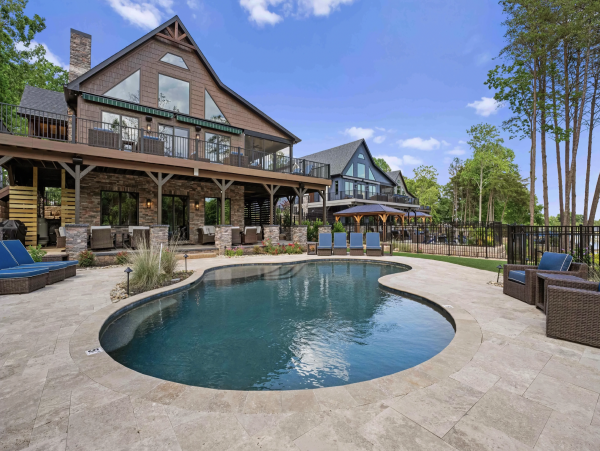 Private Lodge Can Sleep Up to 20 Guests Exclusive Vacation Residence- Private Beach