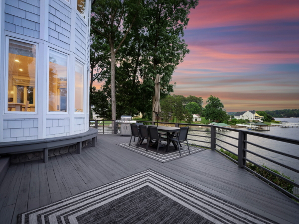 The Ultimate Lake Norman Lakeside Five Bedroom Retreat