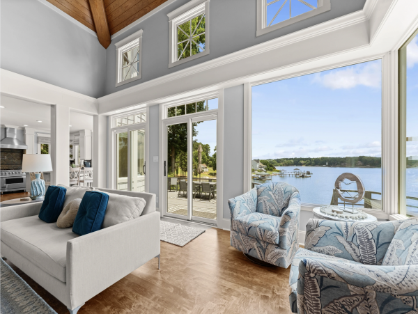 The Ultimate Lake Norman Lakeside Five Bedroom Retreat