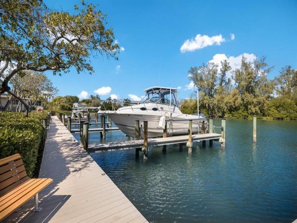 Just In Luxury New Condo Ideal for Winter Season Longboat Key