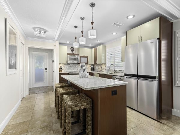 Just In Luxury New Condo Ideal for Winter Season Longboat Key