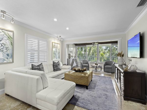 Just In Luxury New Condo Ideal for Winter Season Longboat Key