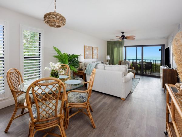 Gulf Front Two Bedroom Vacation Rental Condo in Sanibel