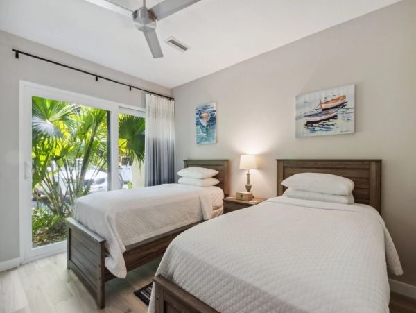 Fernandina Beach Two Bedroom Vacation Villa with Stunning Views