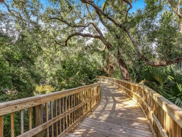 Fernandina Beach Two Bedroom Vacation Villa with Stunning Views