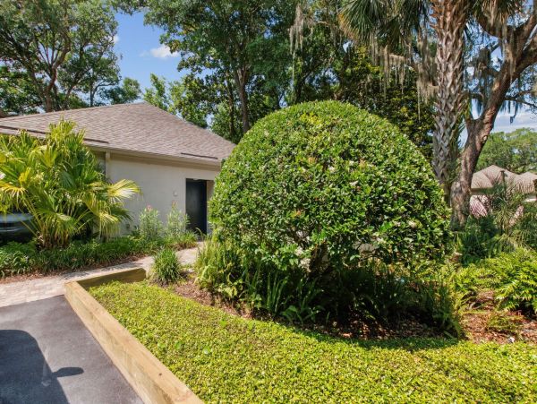Fernandina Beach Two Bedroom Vacation Villa with Stunning Views