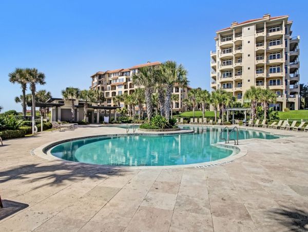 Gulf View Two Bedroom Vacation Rental in Fernandinda Beach
