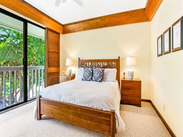 Ocean View One Bedroom Vacation Condo in Poipu