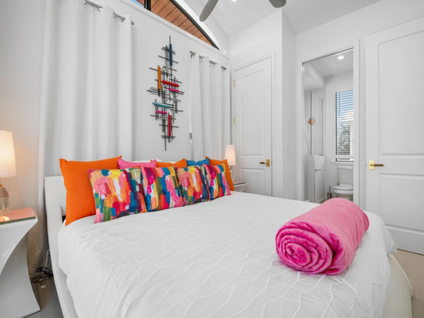 Stunning 4BR Anna Maria Rental: Beach, Pool, Sunset Views