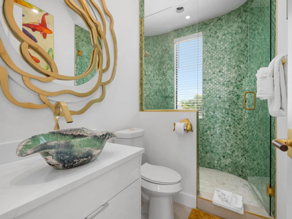 Stunning 4BR Anna Maria Rental: Beach, Pool, Sunset Views