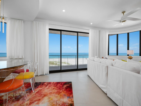 Stunning 4BR Anna Maria Rental: Beach, Pool, Sunset Views