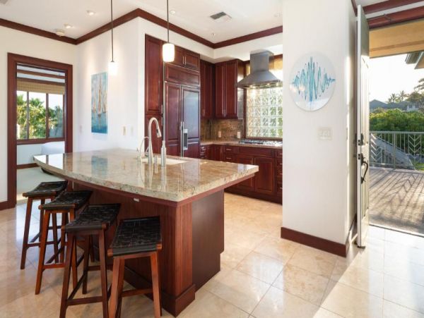 Ocean and Mountain View Three-Bedroom Vacation Rental on the Kohala Coast