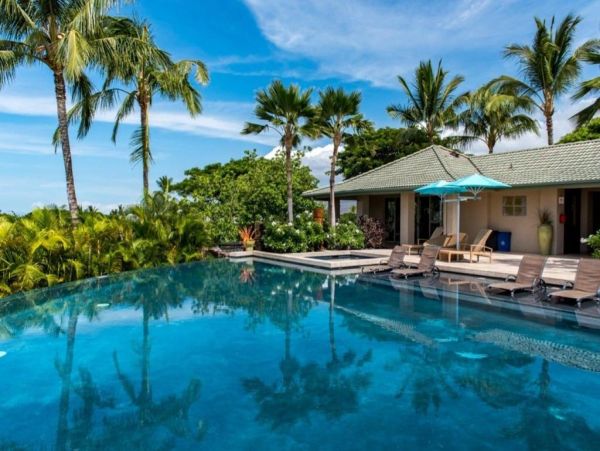 Ocean and Mountain View Three-Bedroom Vacation Rental on the Kohala Coast