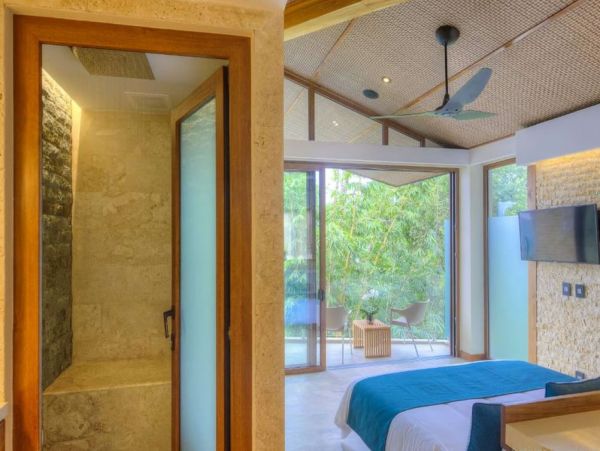 Ocean Views Manuel Antonio Vacation Pool Home 19 Bedroom