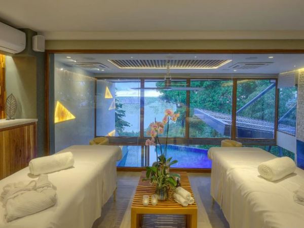 Ocean Views Manuel Antonio Vacation Pool Home 19 Bedroom