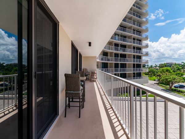 Beachfront Condo in Marco Island 2 Bedroom