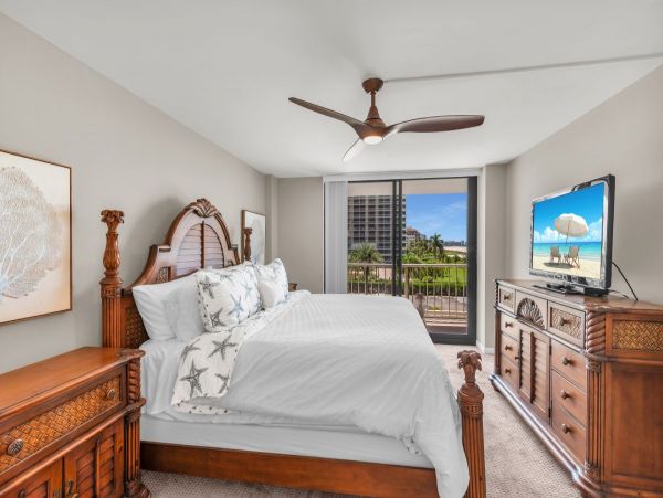 Beachfront Condo in Marco Island 2 Bedroom