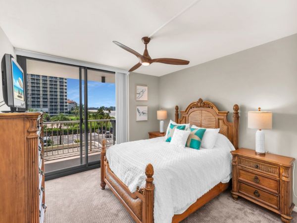 Beachfront Condo in Marco Island 2 Bedroom