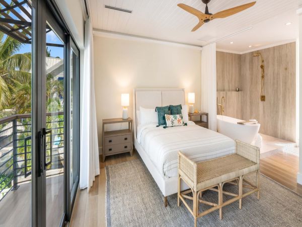 Relax at a Cayman Islands Villa with Stunning Beach Views
