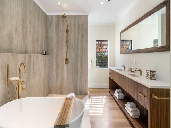 Relax at a Cayman Islands Villa with Stunning Beach Views