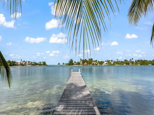 Relax at a Cayman Islands Villa with Stunning Beach Views