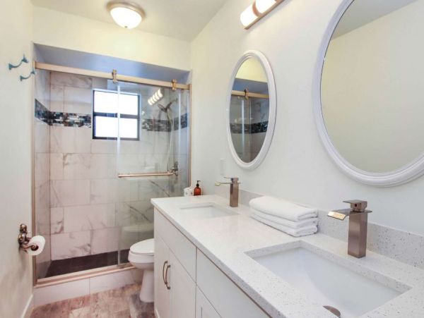 Great Pool Home in Cape Coral Sleeps 10 Guests