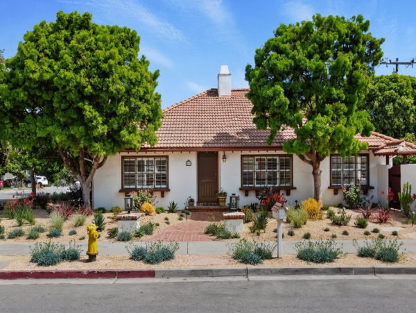 Charming Santa Barbara Beach Rental with Outdoor Oasis