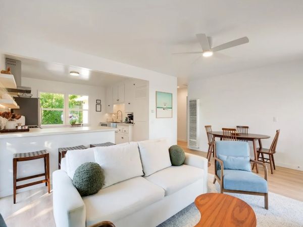 Ocean & Mountain View Three Bedroom Vacation Cottage in Santa Barbara
