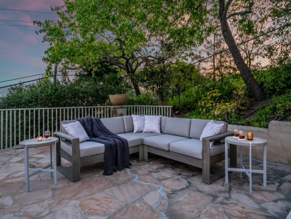 Santa Barbara Vacation Rental 4 Bedroom Walk to Beach